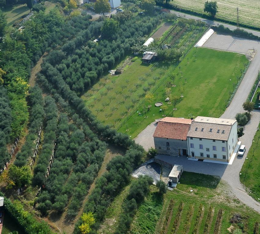 Вилла Agriturismo Casa Aurora Буссоленго Экстерьер фото